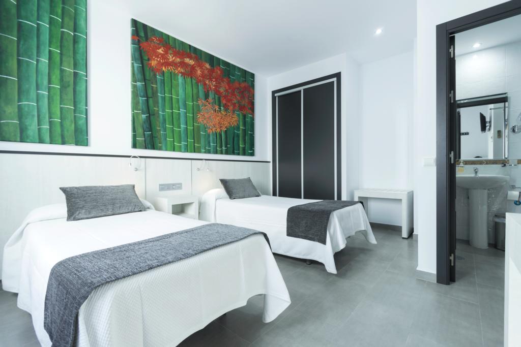 Hostal El Yunque Conil De La Frontera Værelse billede